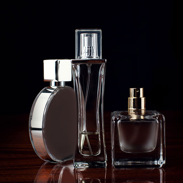 Capturing Elegance: The Definitive Guide to Oud Perfume for Men in the UK